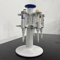 Eppendorf Research Plus Single Channel Pipettes and Stand image 1